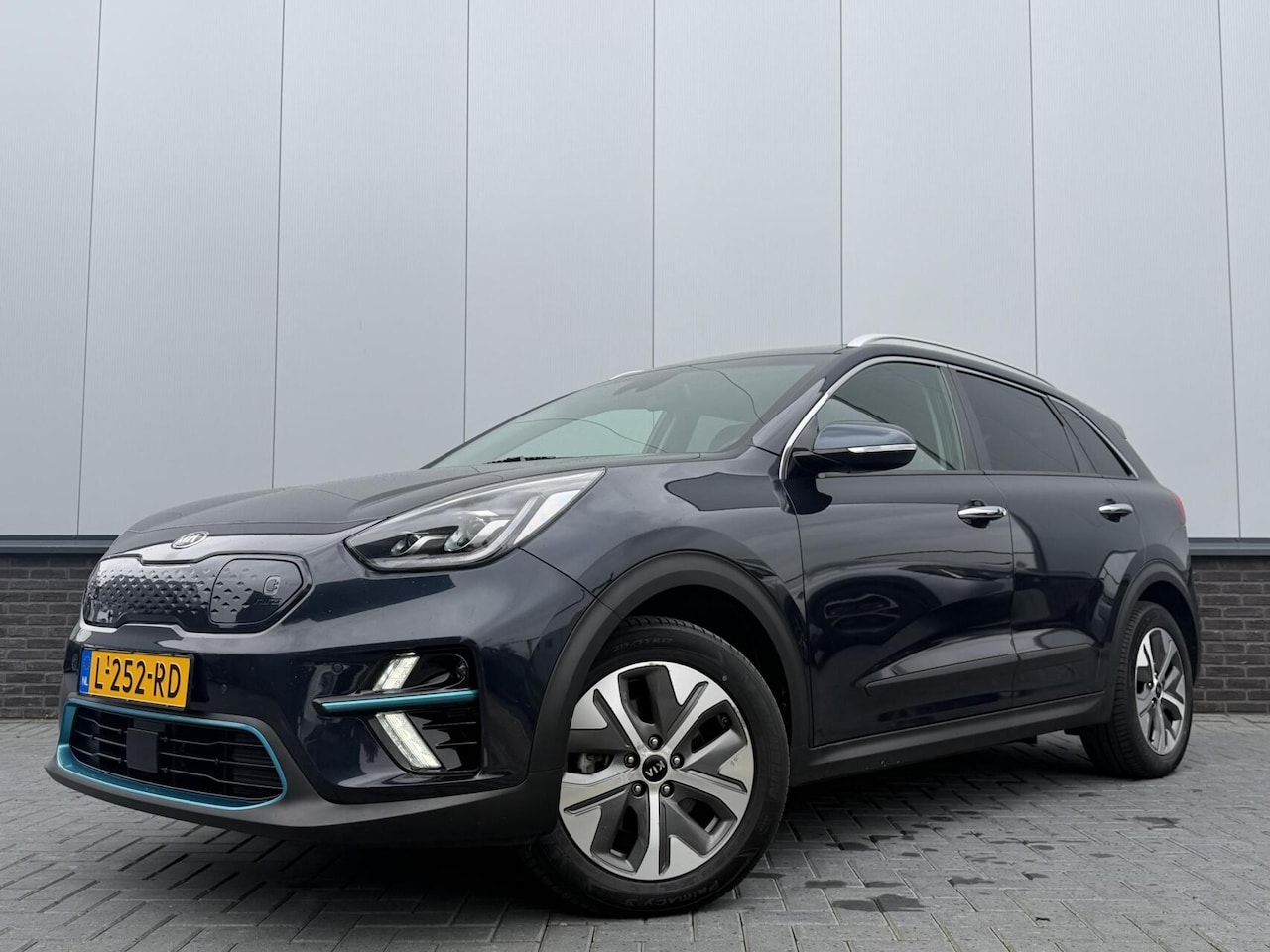 Kia e-Niro - DynamicPlusLine 64kWh DynamicPlusLine 64 kWh - AutoWereld.nl