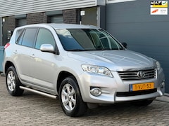 Toyota RAV4 - 2.2 D-4D GRIJS-KENTEKEN CLIMA TREKHAAK PDC CRUISE-CONTROL