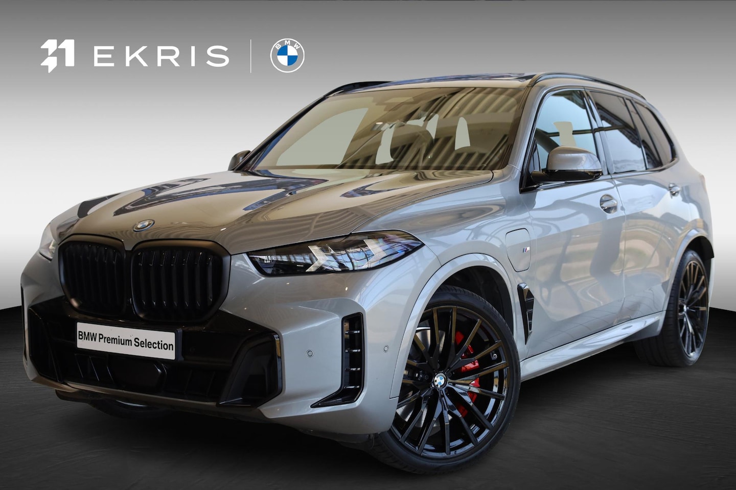 BMW X5 - xDrive50e M-Sport Pro | Driving Assistant Professional | Intergral Active Steering | Elekr - AutoWereld.nl