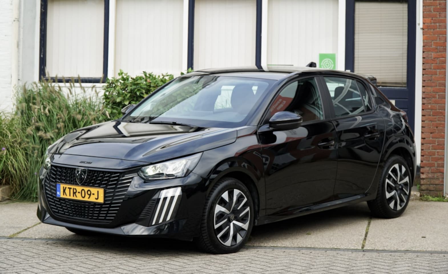 Peugeot 208 - Hybrid Active automaat - AutoWereld.nl