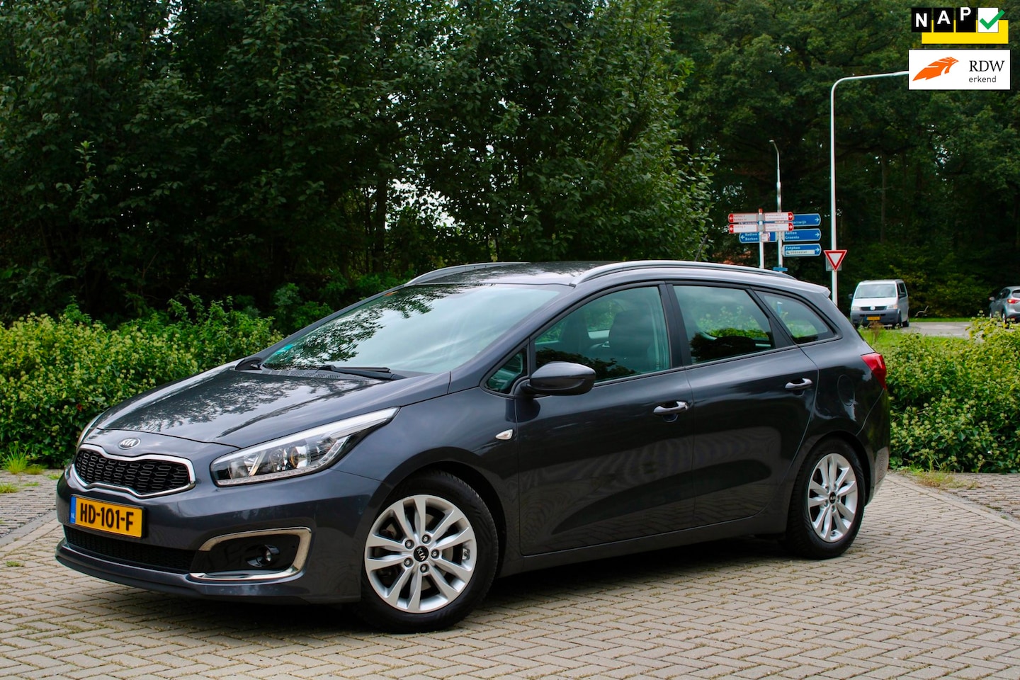 Kia Cee'd Sportswagon - 1.0 T-GDi First Edition|nieuwe apk|airco - AutoWereld.nl