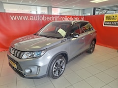 Suzuki Vitara - 1.0 B.jet Stijl, elektr. Panorama dak, Navigatie, Trekhaak