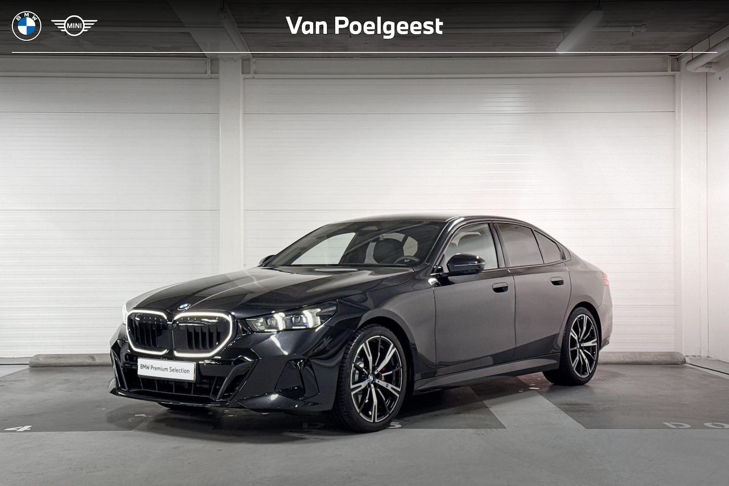 BMW 5-serie - Sedan 520i | M-Sport Pro | Trekhaak | Comfort Pack | Travel Pack | Innovation Pack - AutoWereld.nl