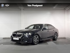 BMW 5-serie - Sedan 520i | M-Sport Pro | Trekhaak | Comfort Pack | Travel Pack | Innovation Pack