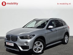 BMW X1 - sDrive18i Executive X Line Automaat Trekhaak 1700kg | Achteruitrijcamera | Sportstoelen |