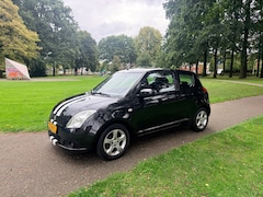 Suzuki Swift - 1.5 Exclusive