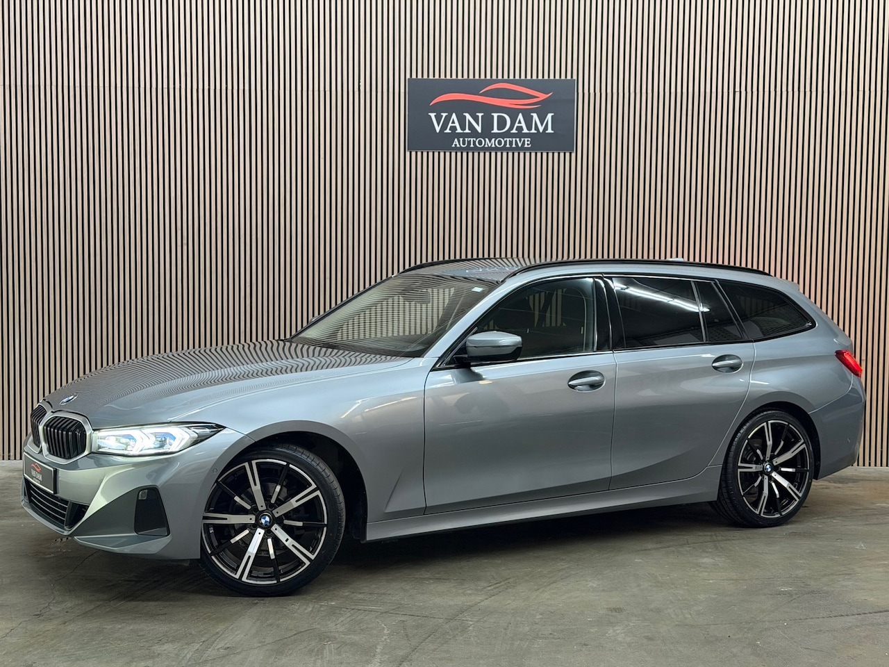 BMW 3-serie Touring - 318i M Sport 2024 CAMERA LED CAR-PLAY ACC - AutoWereld.nl