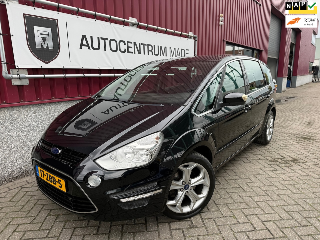 Ford S-Max - 2.0 EcoBoost Titanium // Automaat // 5-PRS // Clima // PDC // Navi // - AutoWereld.nl