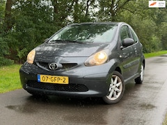 Toyota Aygo - 1.0-12V | Airco + Half Leder Nu € 1.275,