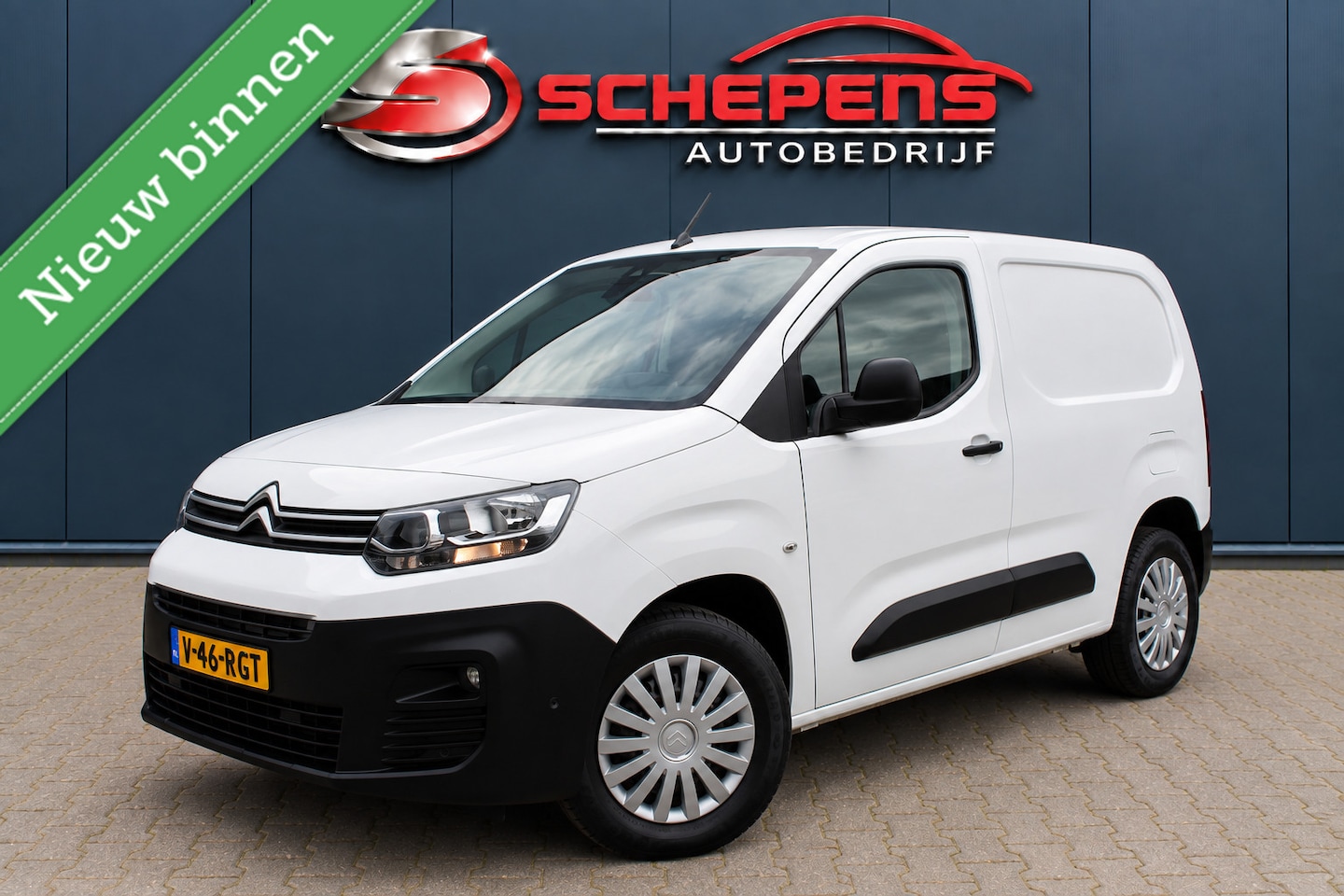 Citroën Berlingo - bestel 1.2 puretech 130 pk Automaat | 3 zits | navi | Marge - AutoWereld.nl