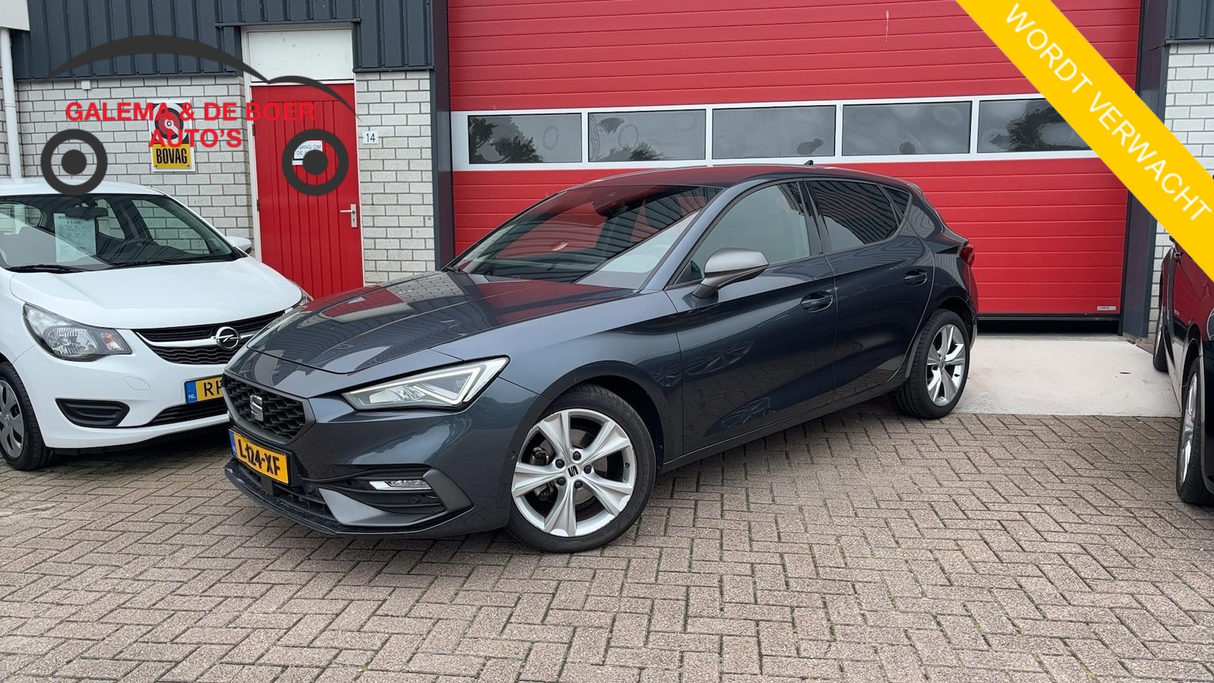 SEAT Leon - 1.0 TSI FR Business Intense SFEER / CAMERA / FULL LED / CARPLAY / NAVI / CLIMA / PDC / BLU - AutoWereld.nl