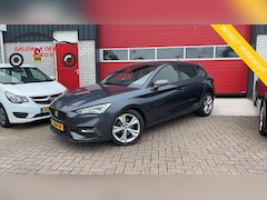 SEAT Leon - 1.0 TSI FR Business Intense SFEER / CAMERA / FULL LED / CARPLAY / NAVI / CLIMA / PDC / BLU