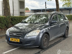 Kia Cee'd - Cee d 1.6 X-tra