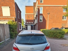 Opel Astra - 1.6 Elegance