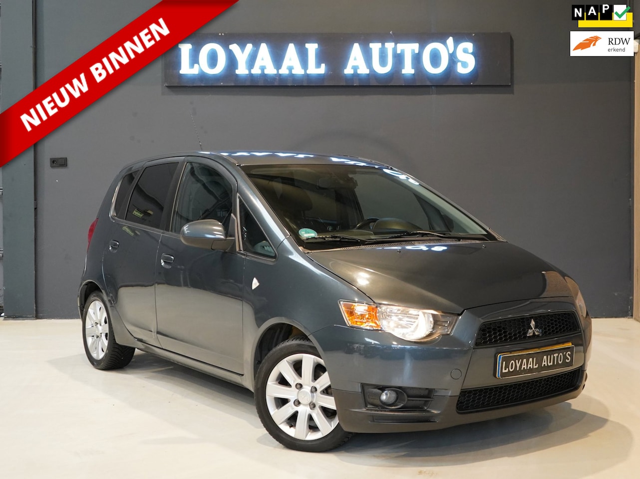 Mitsubishi Colt - 1.3 Edition Two | AUTOMAAT | ACHTERUITRIJC. | NAVI | NAP | AIRCO | APK - AutoWereld.nl
