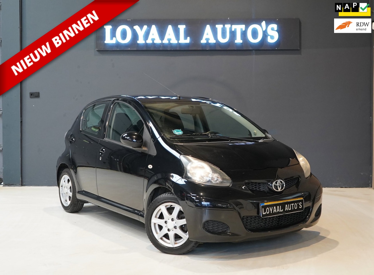 Toyota Aygo - 1.0-12V Comfort Navigator | 1E EIGENAAR | NAP | AIRCO | APK - AutoWereld.nl