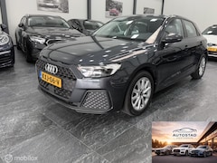 Audi A1 - 1.0 TFSI AUTOMAAT AMBIENTE 56DKM HATCHBACK