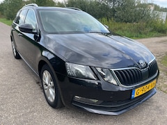 Skoda Octavia Combi - 1.6 TDI Greentech Clever Edition
