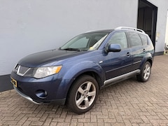 Mitsubishi Outlander - 2.0 DI-D Intense+ 7 Pers. Trekhaak