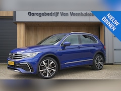 Volkswagen Tiguan - 2.0 TSI 190pk 4Motion DSG 3-R-Line Pano.Dak Elek.Trekhaak 20inch LM 360-View *Lapiz Blue M