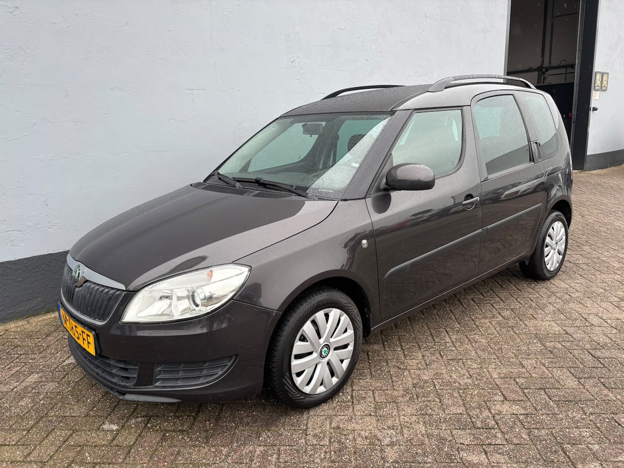 Skoda Roomster - 1.2 Go 5-Deurs - Climate Control - AutoWereld.nl