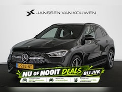 Mercedes-Benz GLA-Klasse - 180 Business Solution AMG Widescreen Sfeerverlichting Stoelverwarming Camera