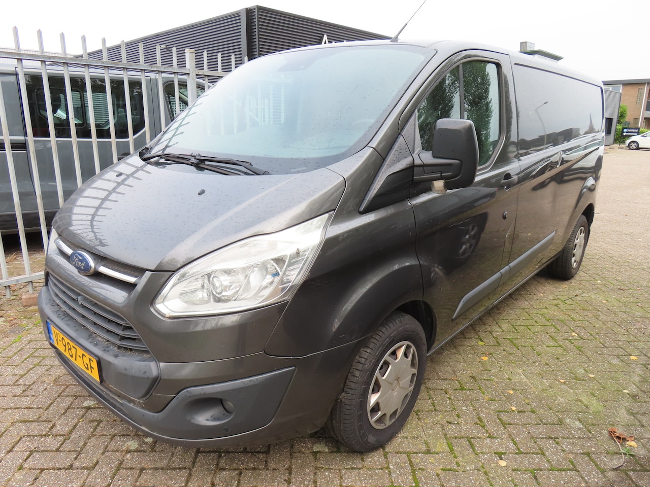 Ford Transit Custom - 290 2.0TDCI L2H1 *MOTOR DEFECT* - AutoWereld.nl