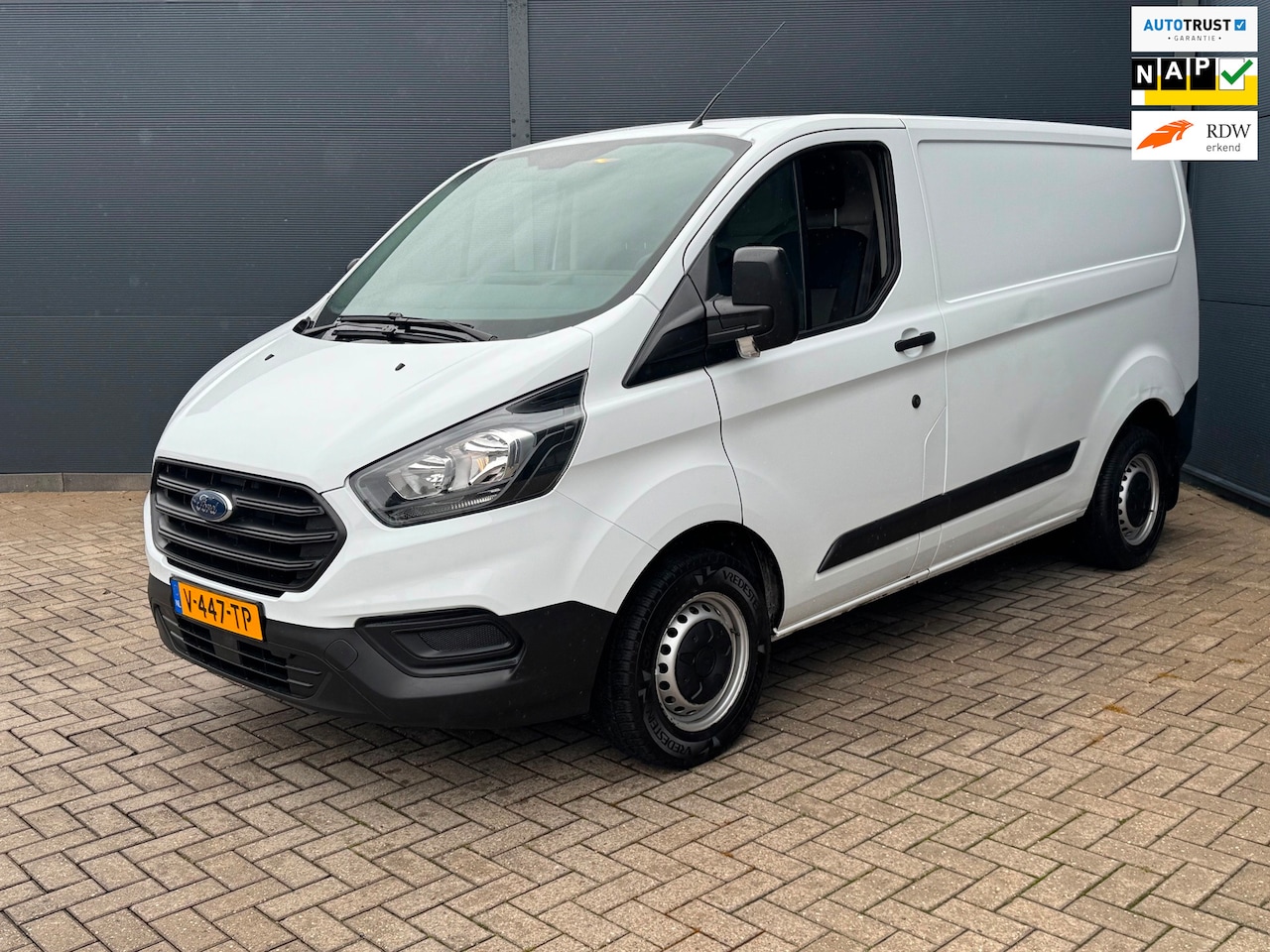 Ford Transit Custom - 280 2.0 TDCI L1H1 Airco / 69.000 Nap !!! - AutoWereld.nl