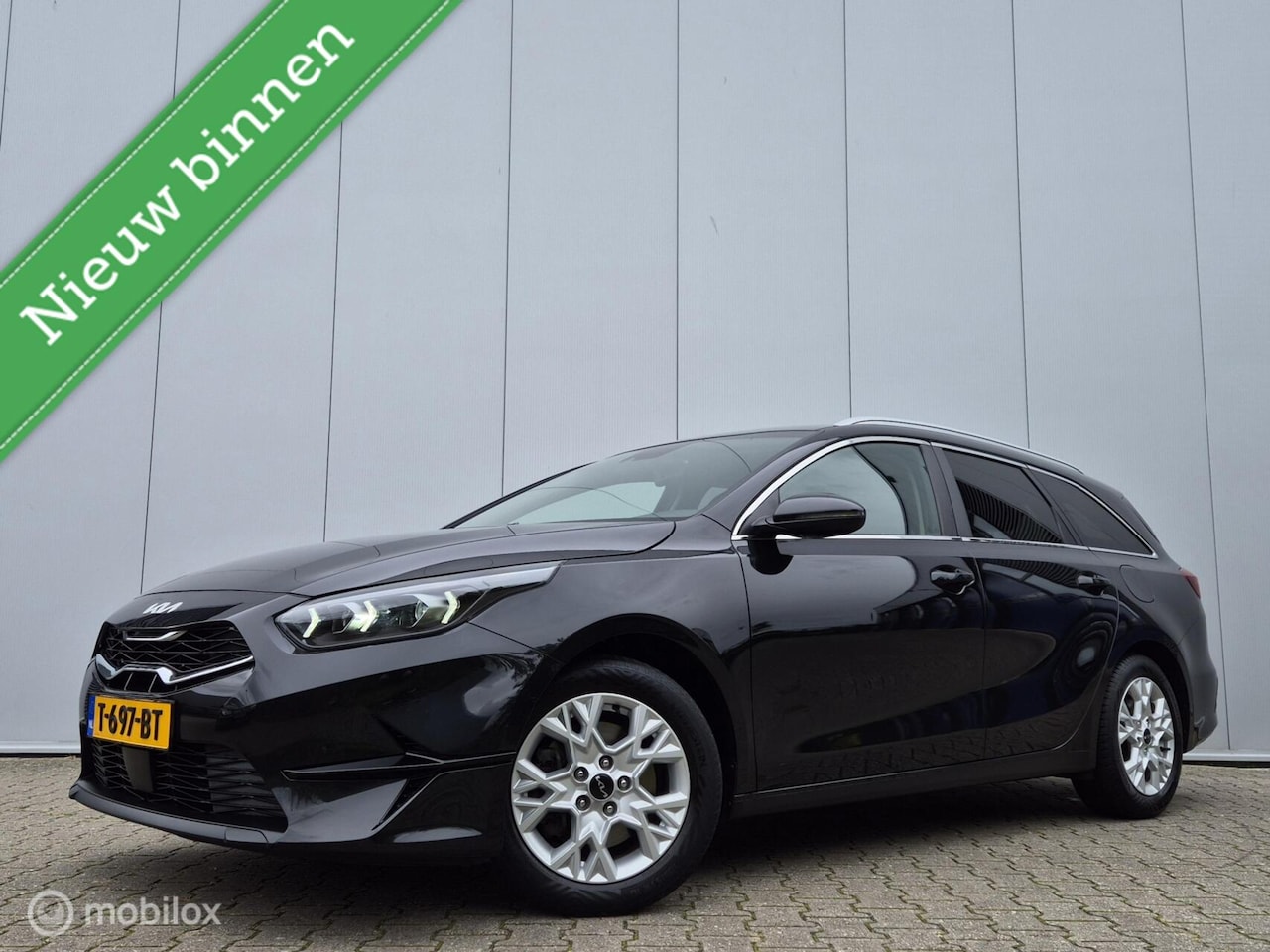 Kia Cee'd Sportswagon - Ceed 1.5 T-GDI AUTOMAAT/FULL LED/ELEK-KOFFER/CAMERA/TREKHAAK/KEYLESS/HALF LEDER - AutoWereld.nl
