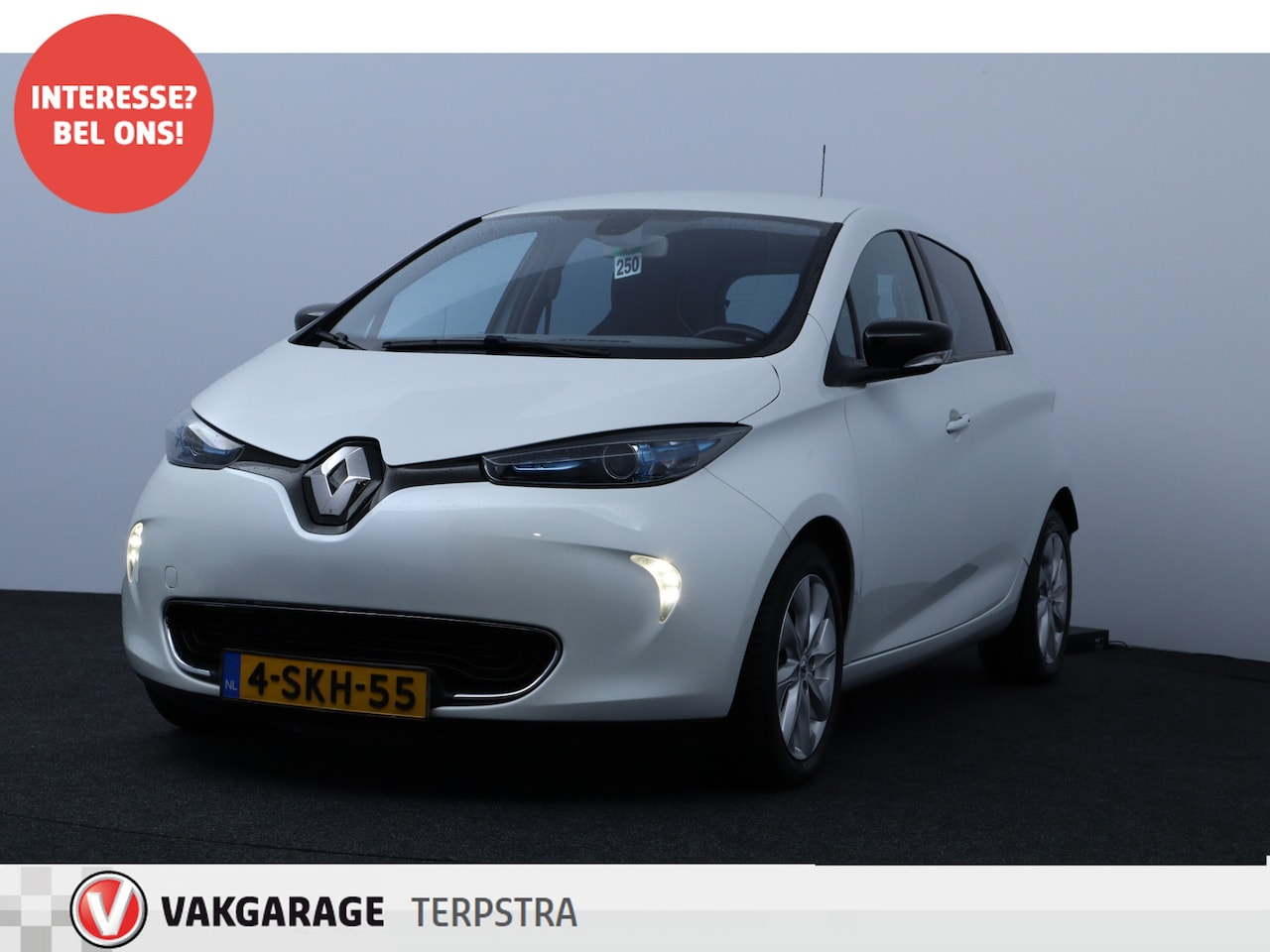 Renault Zoe - Q210 Zen Quickcharge 22 kWh Huuraccu/ Virtual Dashb./ 16'' LMV/ Extra getint glas/ Keyless - AutoWereld.nl