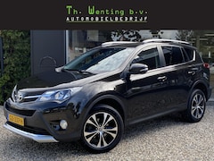 Toyota RAV4 - 2.0 Style 4WD | Navigatie | Cruise Control | Achteruitrijcamera | All-Season Banden | Klim