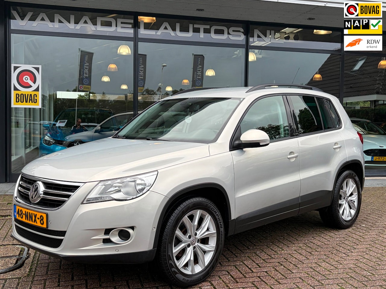 Volkswagen Tiguan - 1.4 TSI Comfort&Design Navi Cruise Trekhaak NL-Auto NAP Dealeronderonderhouden! - AutoWereld.nl