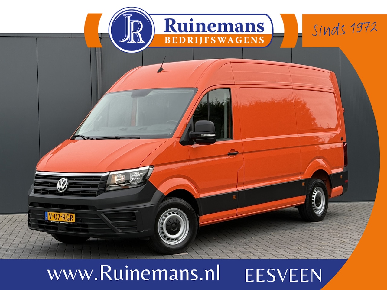 Volkswagen Crafter - 35 2.0 TDI 177 PK / L3H3 / CAMERA / CRUISE / 3.5 TON TREKKEN / 3-ZITS / AIRCO / CARPLAY / - AutoWereld.nl