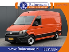 Volkswagen Crafter - 35 2.0 TDI 177 PK / L3H3 / CAMERA / CRUISE / 3.5 TON TREKKEN / 3-ZITS / AIRCO / CARPLAY /