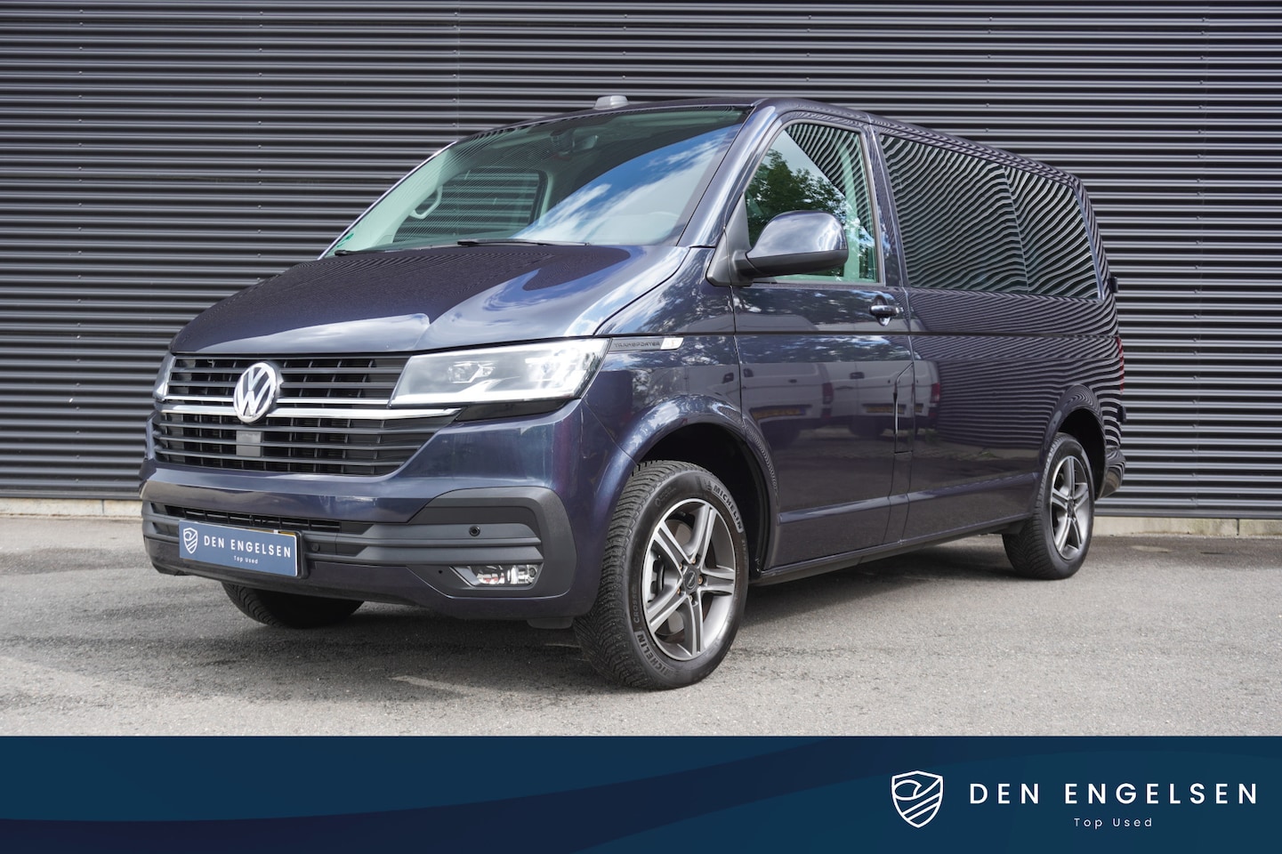 Volkswagen Transporter - 199pk Automat L1H1 LED Navigatie Camera parkeersensoren Apple Carplay Trekhaak - AutoWereld.nl