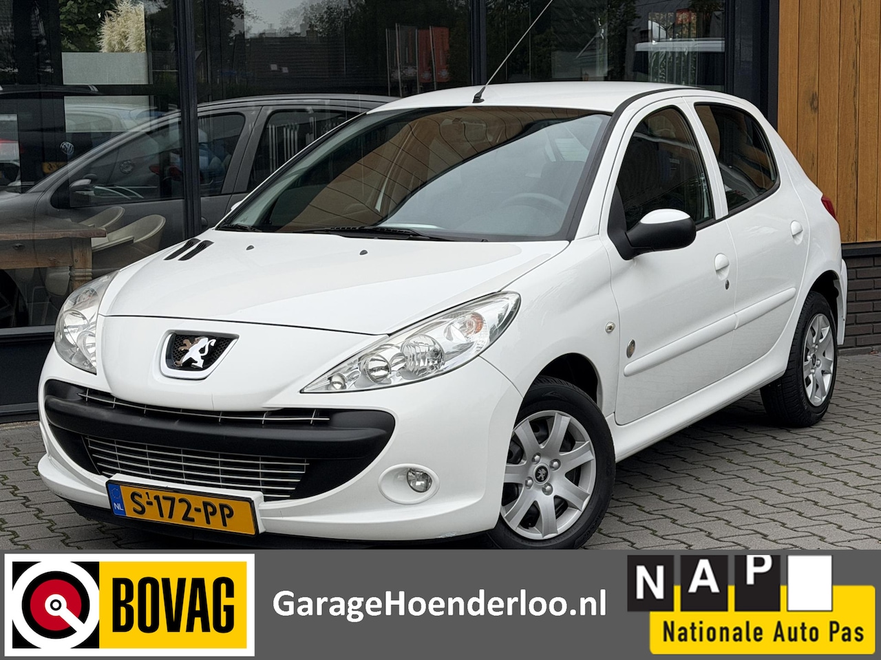 Peugeot 206 - 1.1 Access Airco, Nwe APK en Nwe Distributieriem - AutoWereld.nl