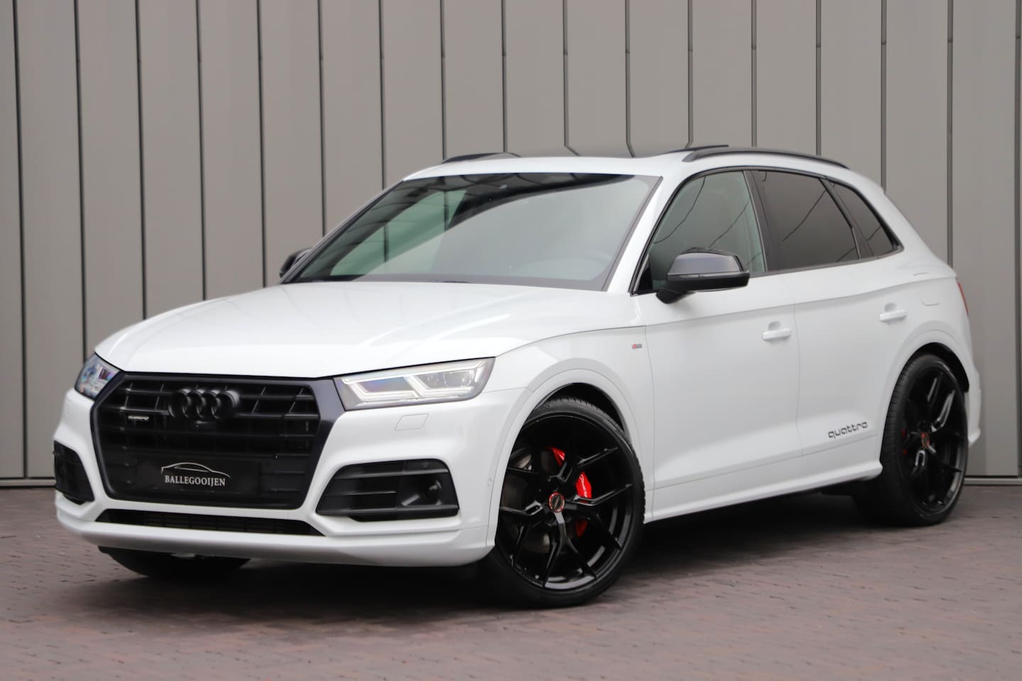 Audi Q5 - 55 TFSI e quattro Competition | 367PK | Luchtvering | Keyless-go | Pano | Sfeerverlichting - AutoWereld.nl