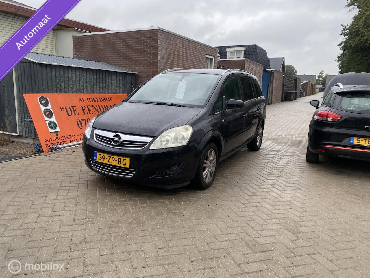 Opel Zafira - 2.2 Executive Handel/Export - AutoWereld.nl