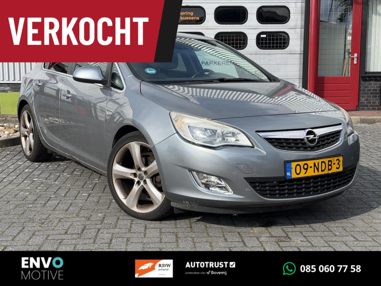 Opel Astra - 1.6 Sport Clima/Navi/Leer/Stoelverwarming/LMV/PDC - AutoWereld.nl