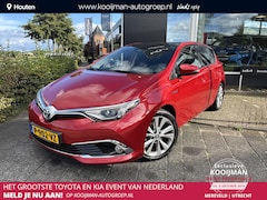 Toyota Auris - 1.8 Hybrid Executive Panoramadak, Parkeersensoren V+A, Privacy Glass, Stoelverwarming, Enz
