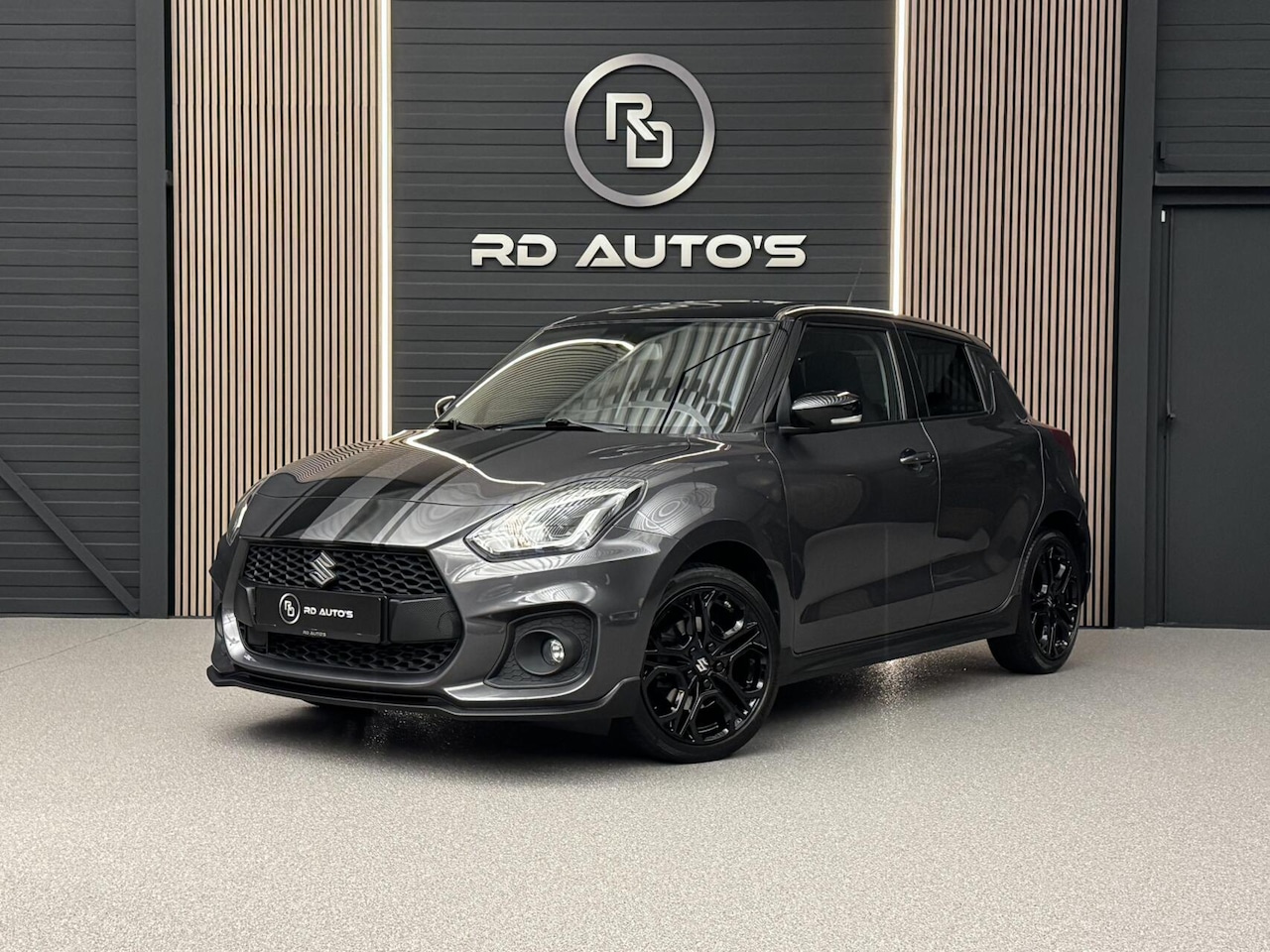 Suzuki Swift - 1.4 Sport Camera Carplay PDC Cruise Stoelverwarming - AutoWereld.nl