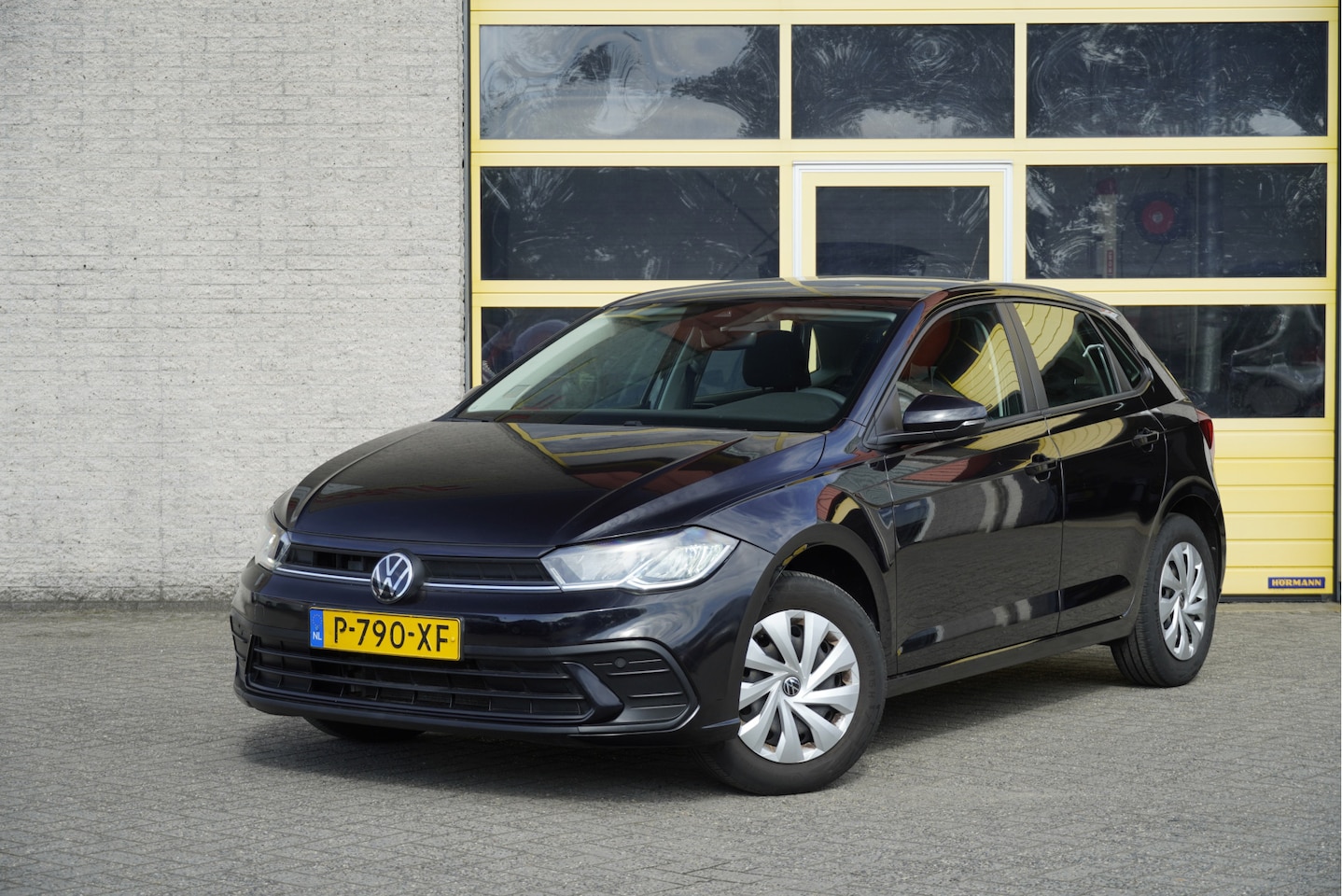 Volkswagen Polo - 1.0 TSI 5drs BJ2022 Led V+A | App-Connect | Airco | Cruise control | Getint glas - AutoWereld.nl