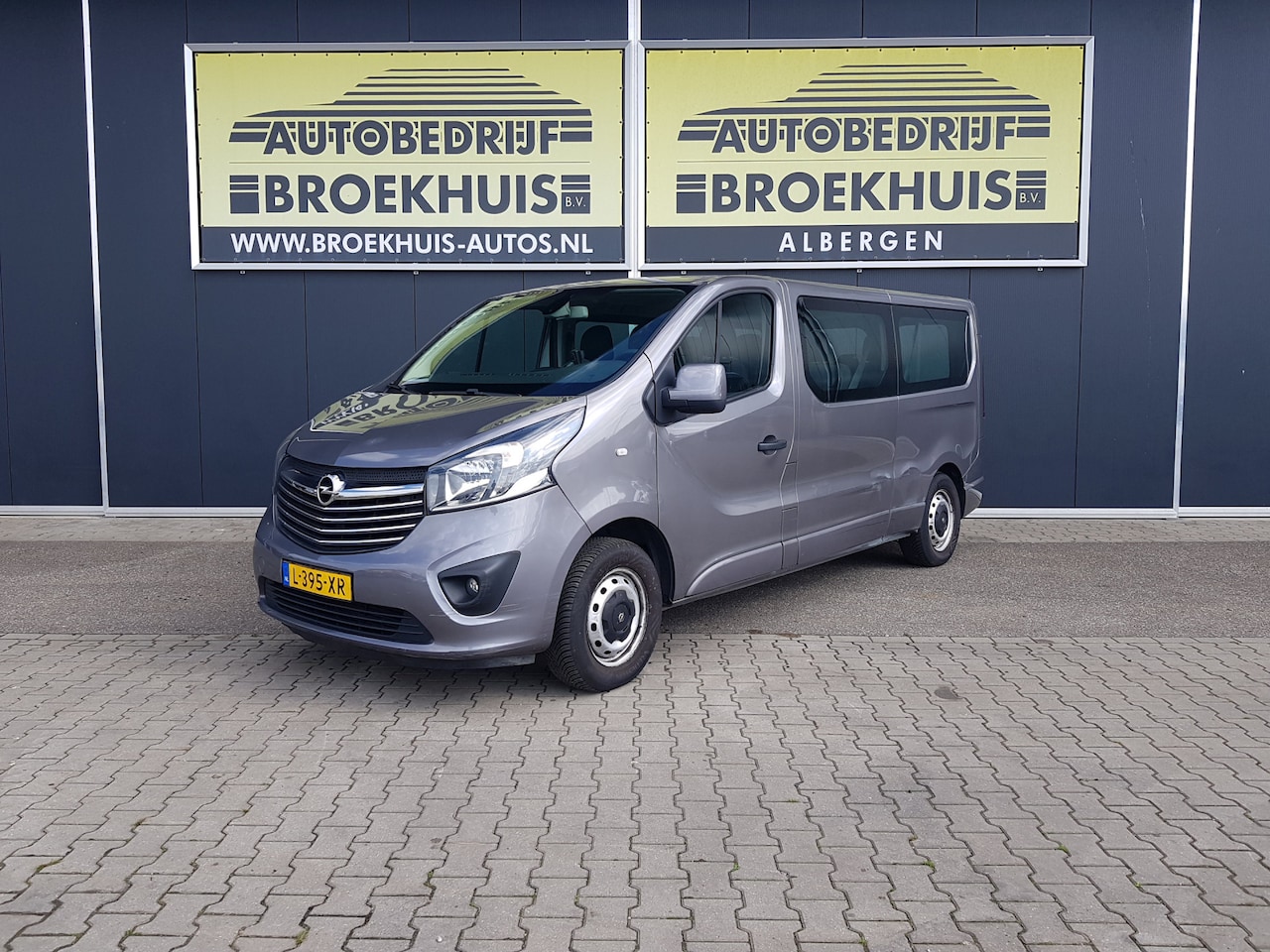 Opel Vivaro Combi - 1.6 CDTI L2H1 BiTurbo ecoFLEX 1.6 CDTI L2H1 BiTurbo ecoFLEX - AutoWereld.nl