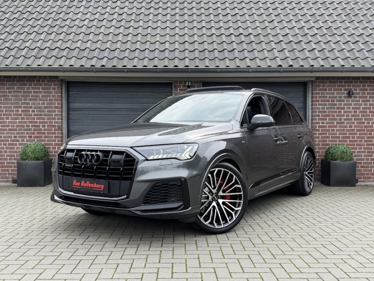 Audi Q7 - 60 TFSI-E 456PK QUATTRO COMPETITION S LINE PANO 360 S-STOELEN HUD SOFT CLOSE - AutoWereld.nl