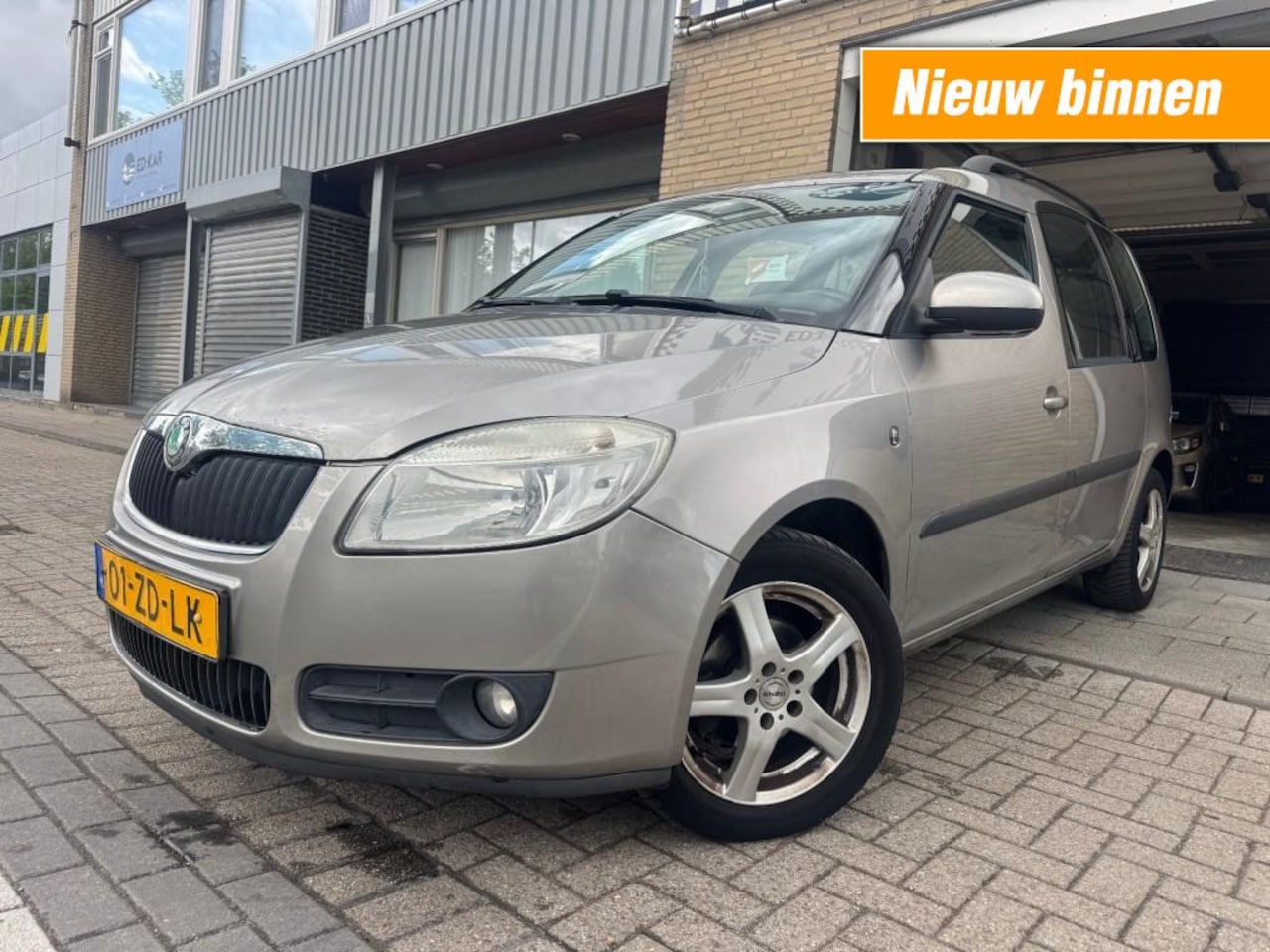 Skoda Roomster - 1.4-16V Ambiente AIRCO PANORAMA LMV NAP RIJDT GOED - AutoWereld.nl