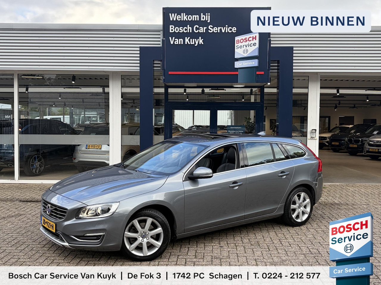 Volvo V60 - 2.0 T4 Nordic+ / Luxury / Automaat / NL-Auto / Dealer-Onderhouden / Vol-Leder / Schuif-Kan - AutoWereld.nl