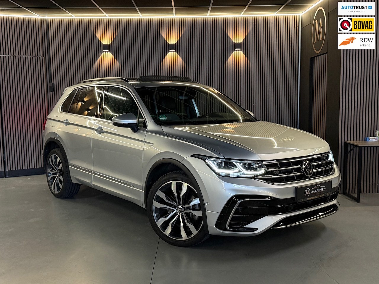 Volkswagen Tiguan - 1.4 TSI eHybrid R-Line Business 1.4 TSI eHybrid R-Line Business+ - AutoWereld.nl