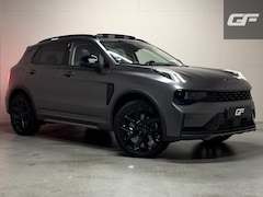 Lynk & Co 01 - 1.5 Plug-in Black Edition Mattgrijs Sfeerver. CarPlay 360°