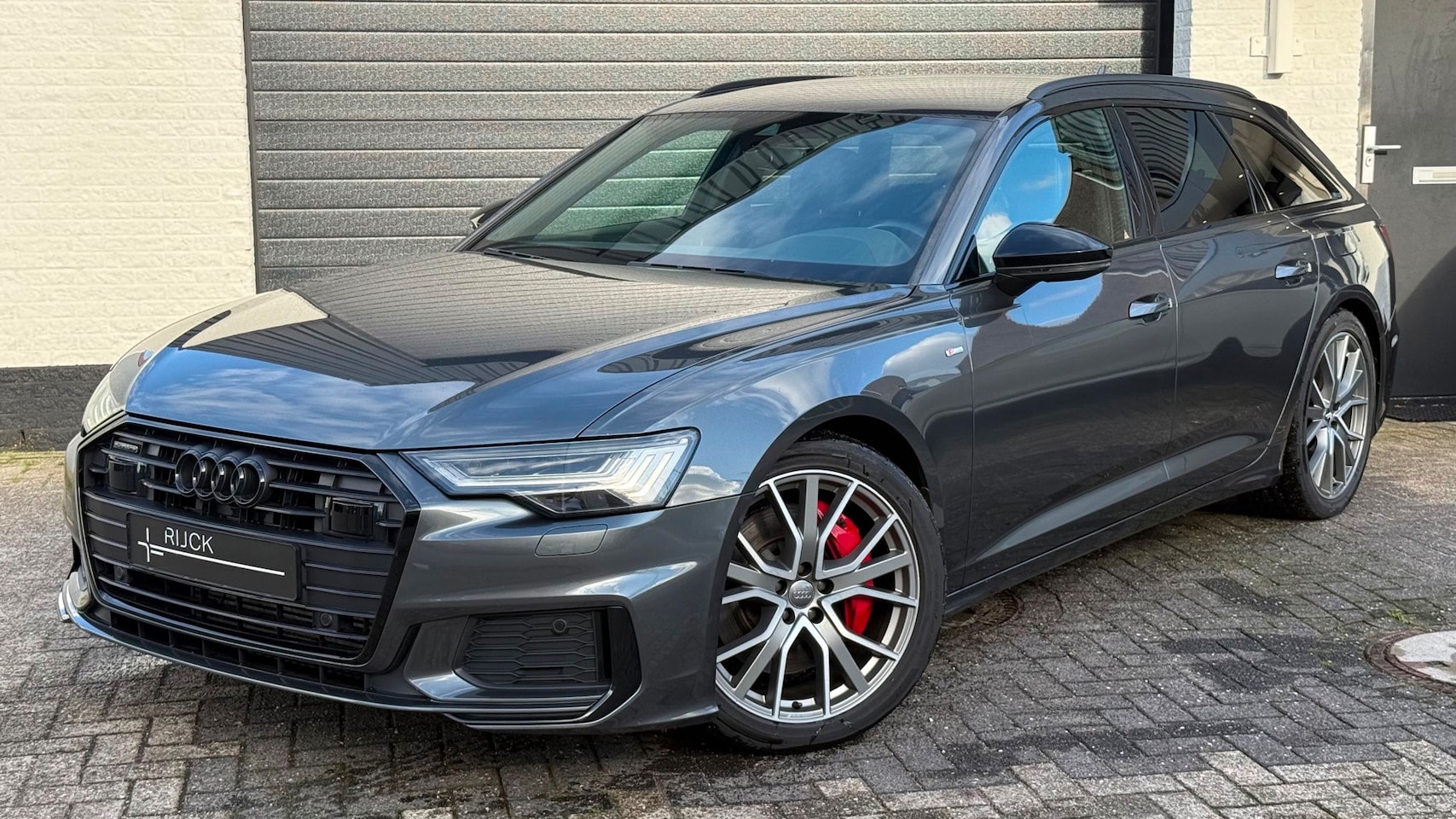 Audi A6 Avant - 55 TFSI e quattro Competition S-line | SOH 87,5% | Matrix | ACC | Camera | Trekhaak - AutoWereld.nl