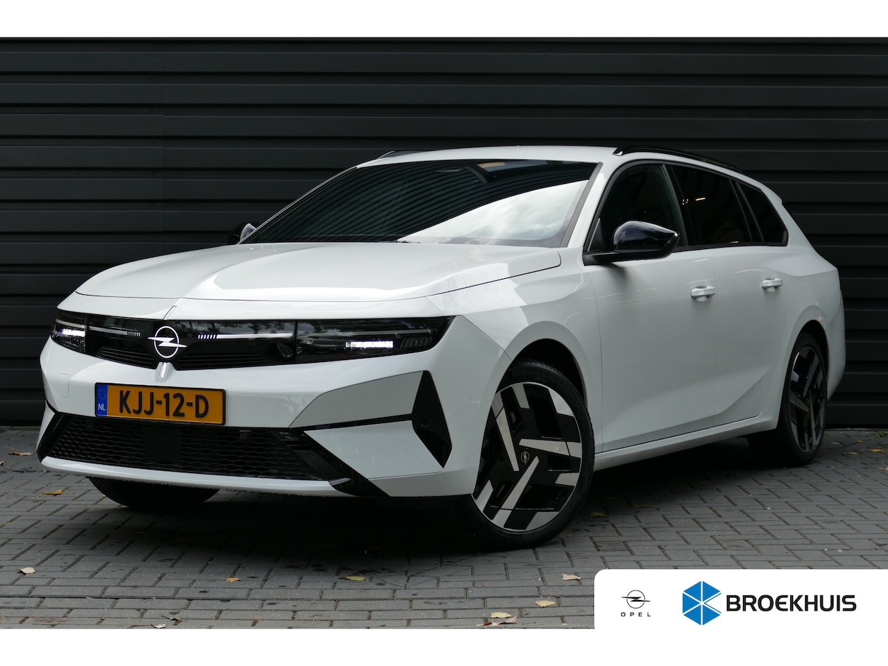 Opel Astra Electric - 58KWH 156PK BUSINESS EDITION - ELECTRIC / CAMERA / STOEL-STUURVERWARMING / AGR / KEYLESS / - AutoWereld.nl